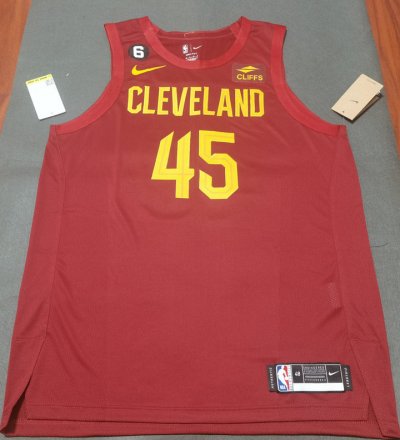 45 Mitchell 2022-23 Cleveland Cavaliers Icon Edition Jersey player version